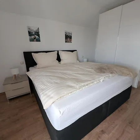 Gemuetlich Wohnen Mit Toller Aussicht ميندلهايم