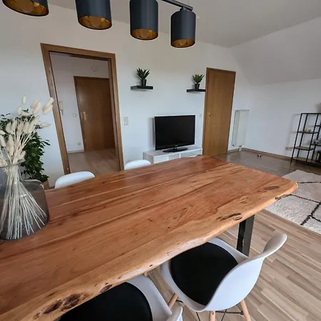 شقة Gemuetlich Wohnen Mit Toller Aussicht ميندلهايم